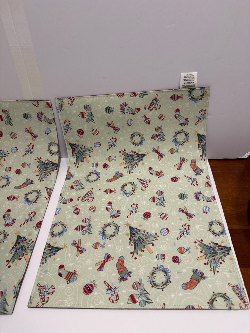 Longaberger Red Green Patterned Kitchen Placemat Set - 2 Pack - Picture 10 of 16